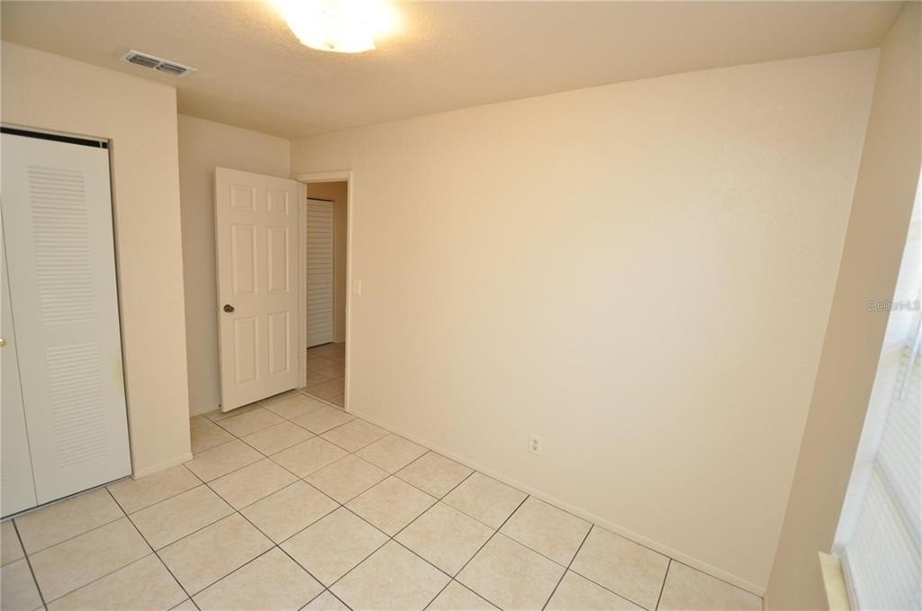 1743 Avenue C Ne - Photo 3