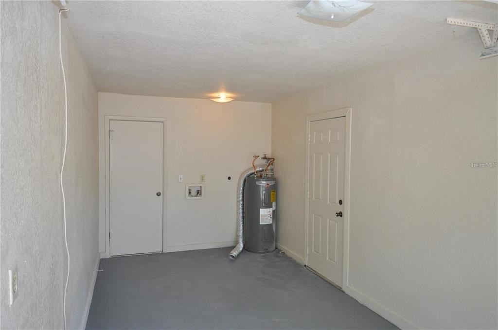 1743 Avenue C Ne - Photo 12