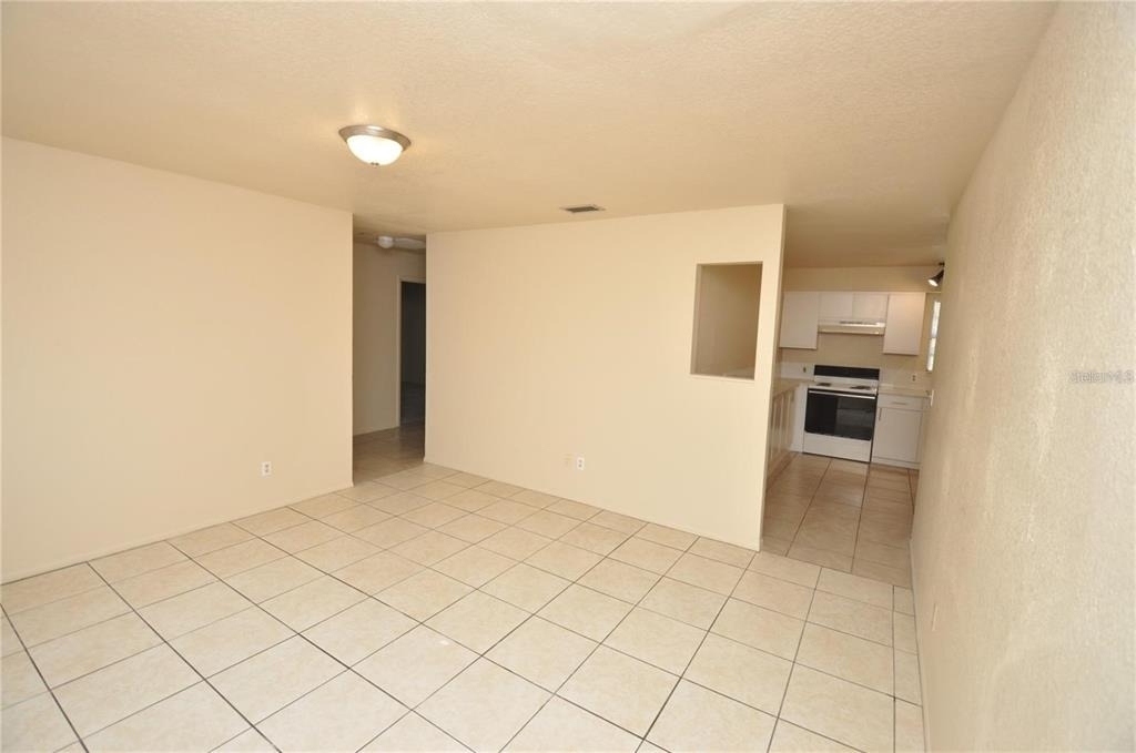 1743 Avenue C Ne - Photo 4