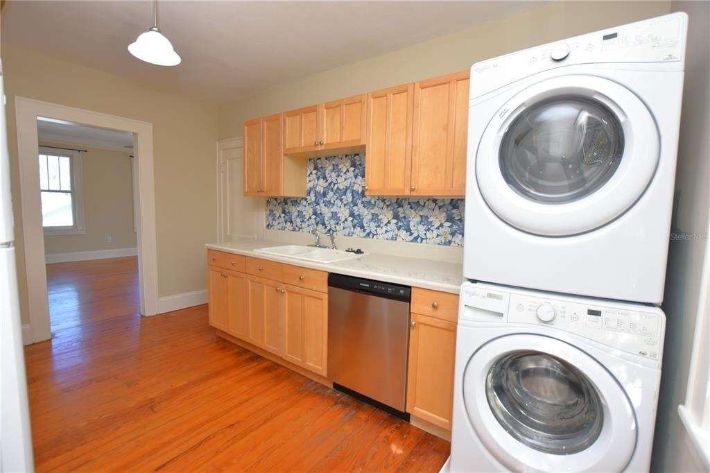 709 1/2 Park Hill Avenue - Photo 9