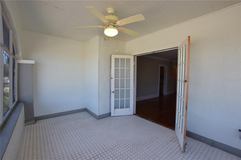 709 1/2 Park Hill Avenue - Photo 19