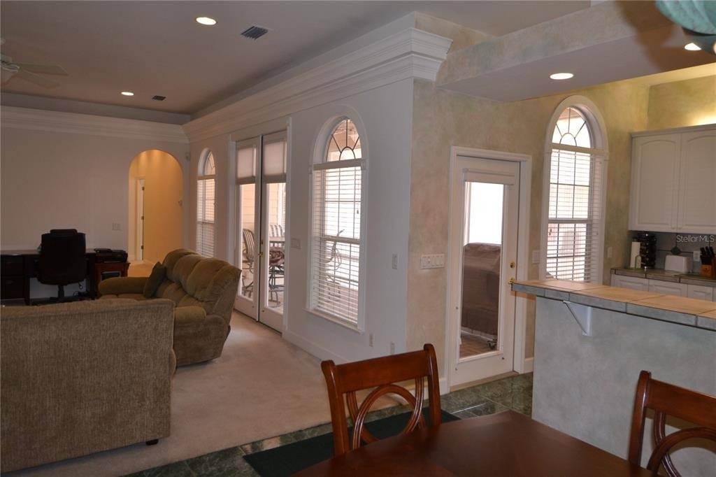 79 Nw 48th Boulevard - Photo 2