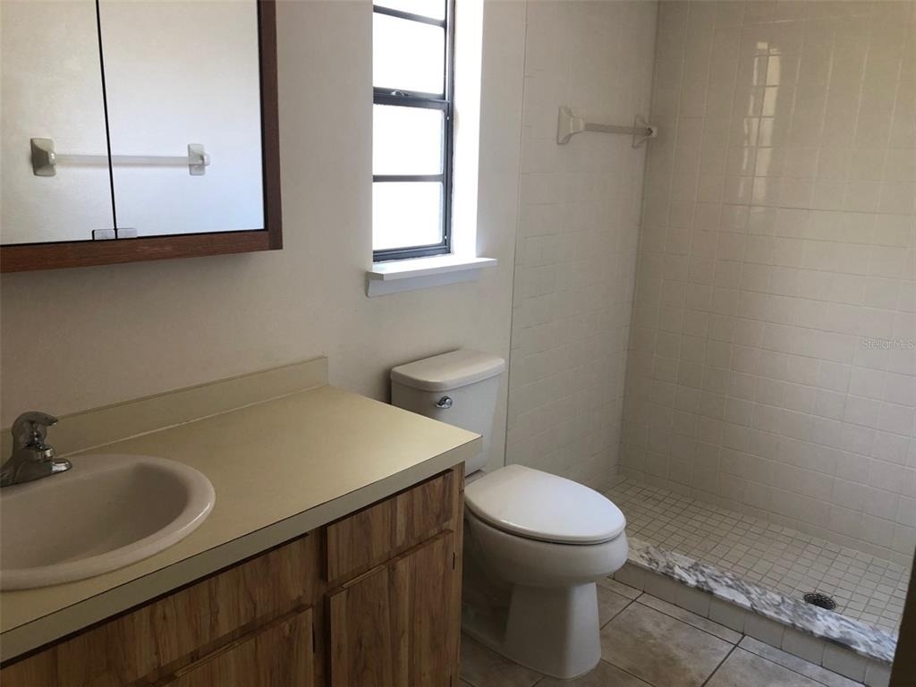 625 E 8th Avenue - Photo 7