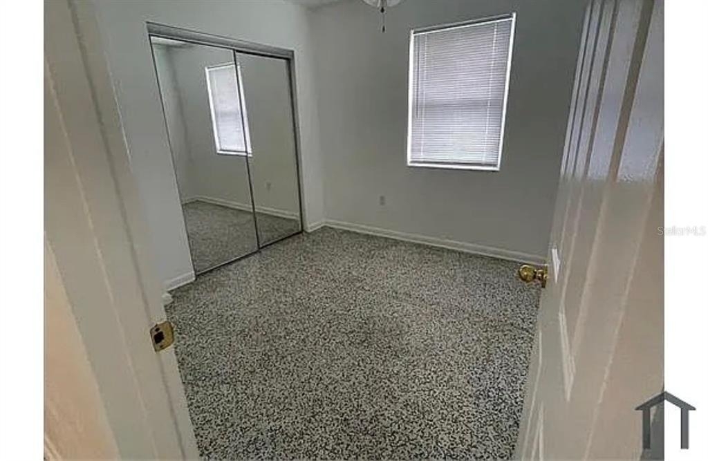 21499 Glendale Avenue - Photo 3
