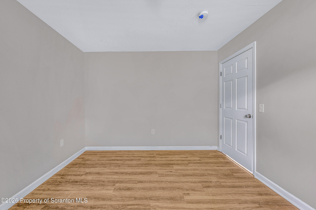 108 E Market Street - Photo 10