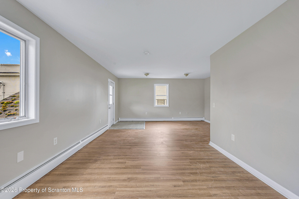 108 E Market Street - Photo 4