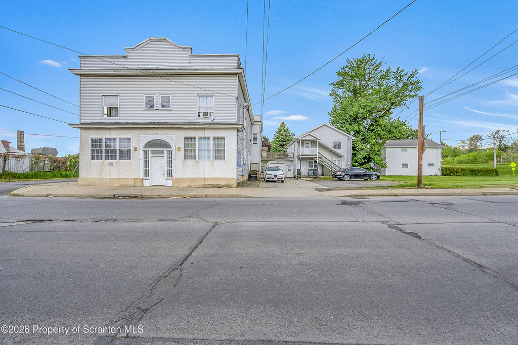 114 E Market Street - Photo 18