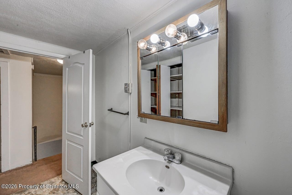 1 Beech Road - Photo 37