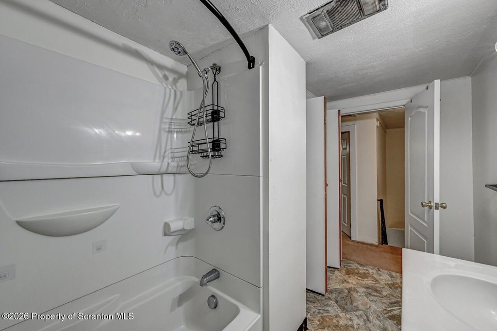 1 Beech Road - Photo 36