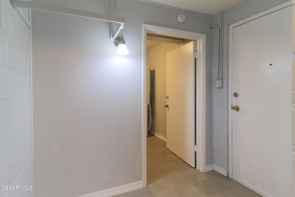 4800 N Stanton Street - Photo 17