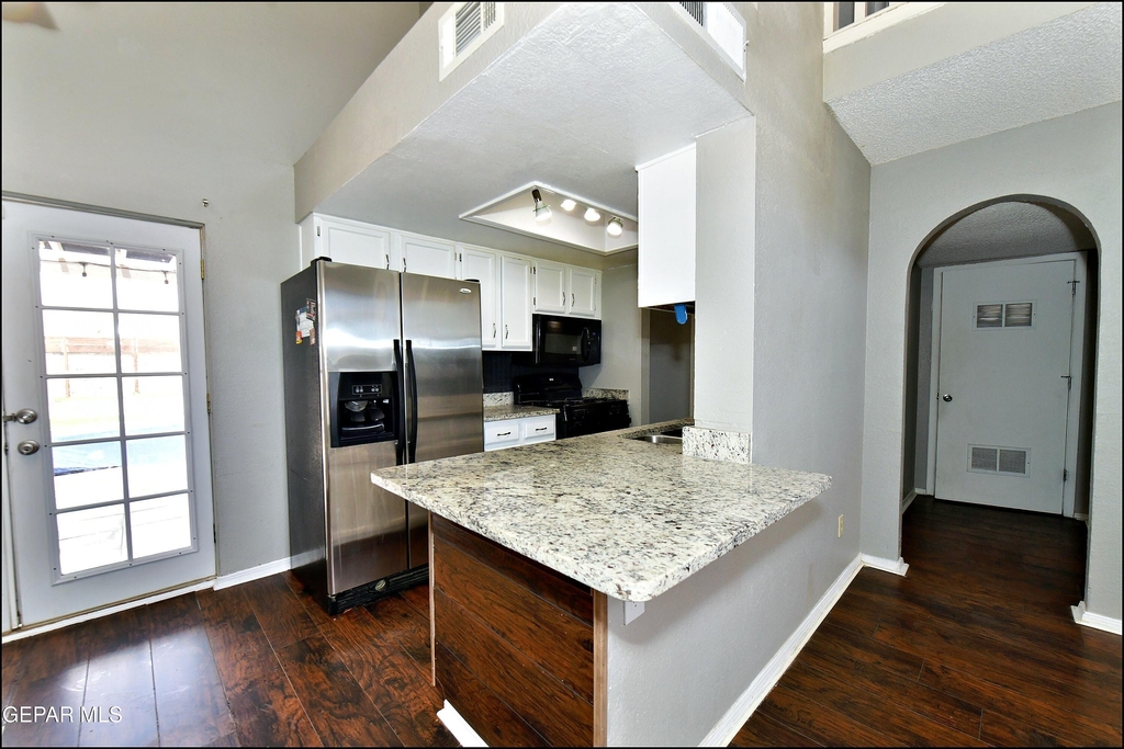11051 Rockdale - Photo 13