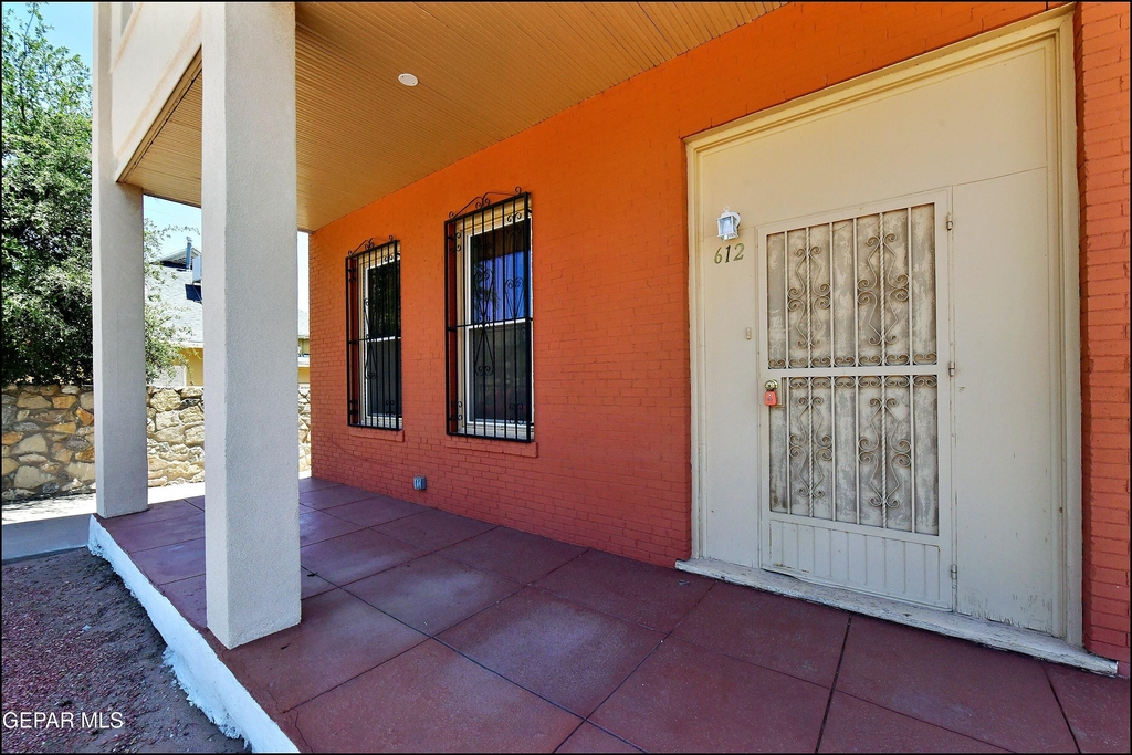 612 E Nevada Avenue - Photo 3