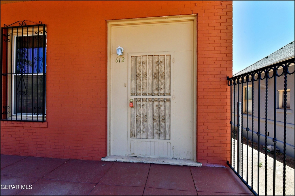 612 E Nevada Avenue - Photo 4