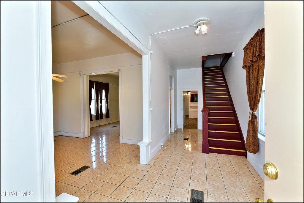 612 E Nevada Avenue - Photo 5