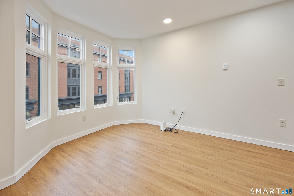 1355 Main Street - Photo 10