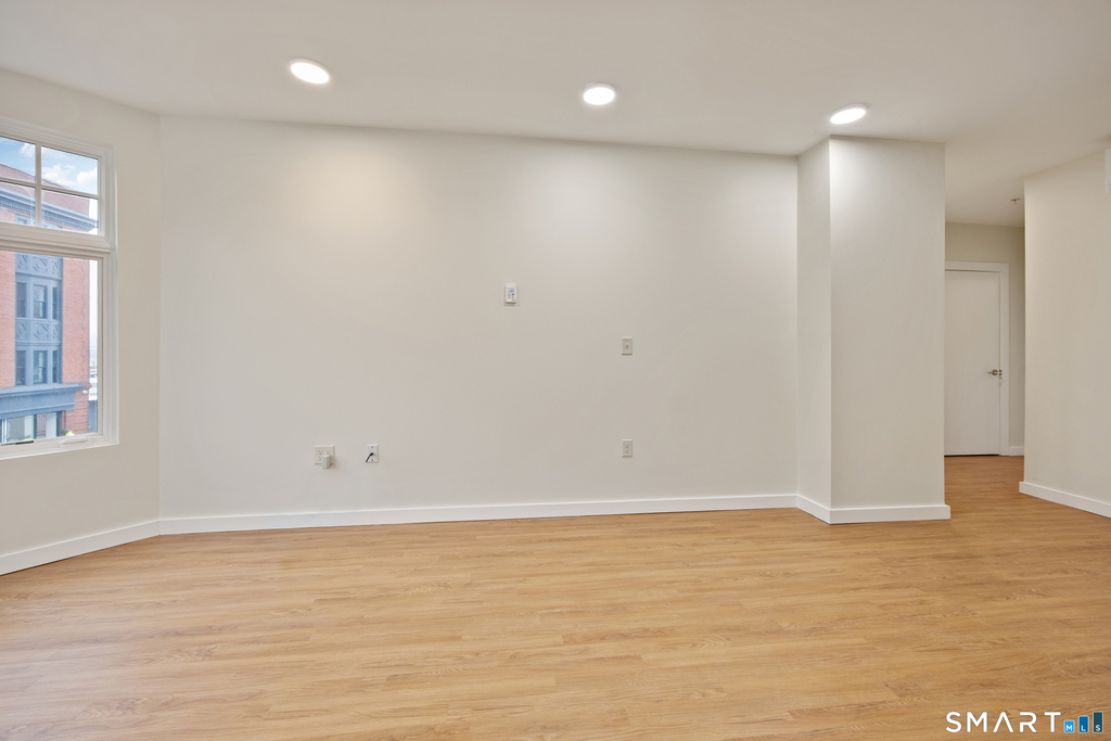 1355 Main Street - Photo 13