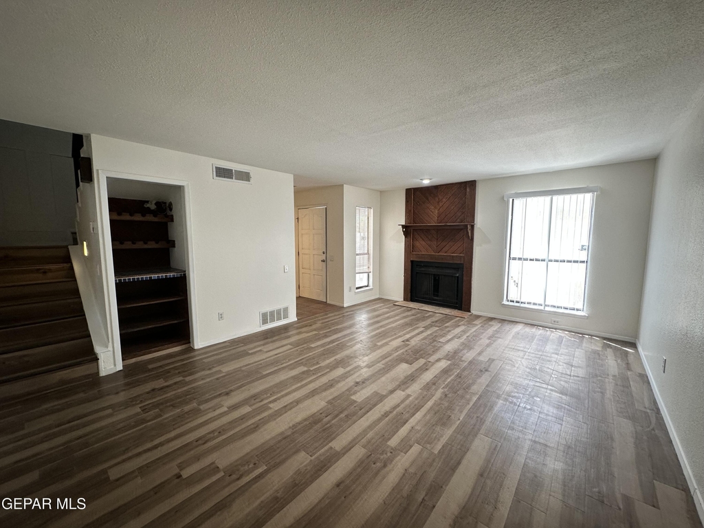 336 Villa Canto Street - Photo 3