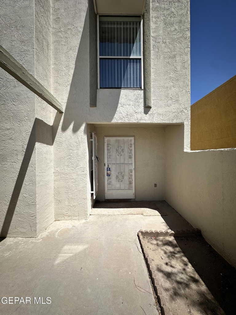 336 Villa Canto Street - Photo 1