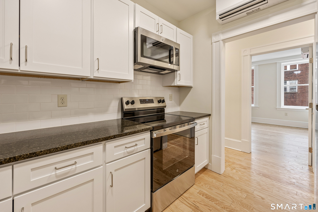 1355 Main Street - Photo 11