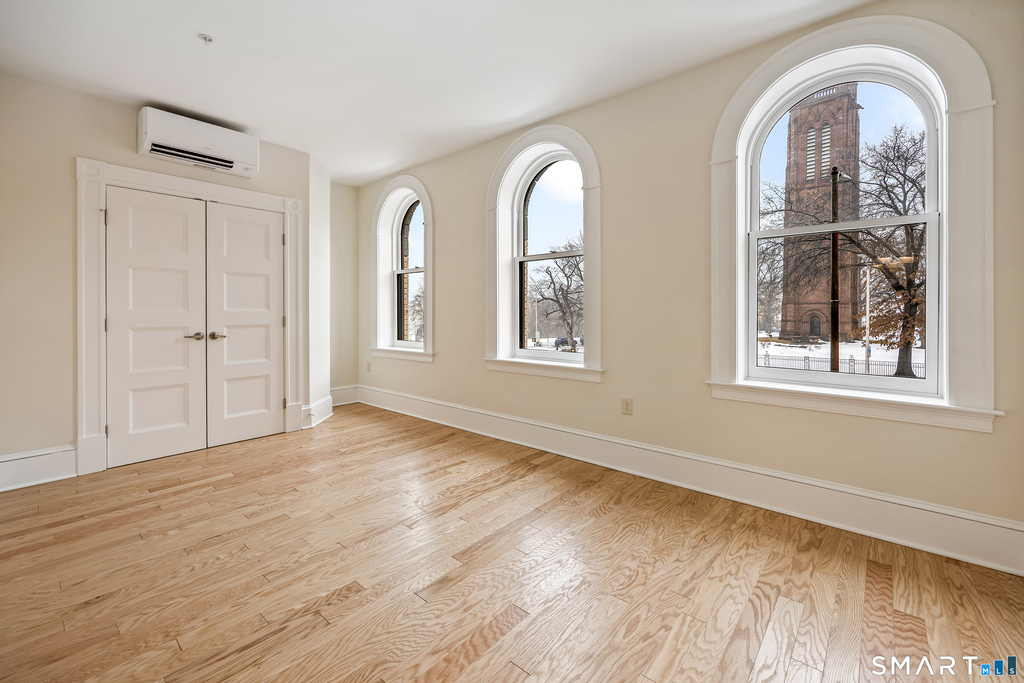 1355 Main Street - Photo 5