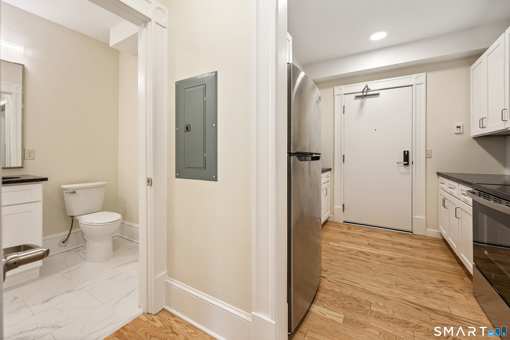 1355 Main Street - Photo 15