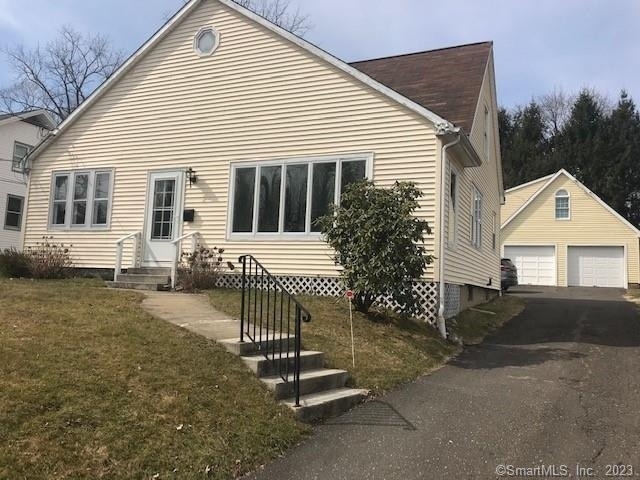 19 Greenfield Avenue - Photo 0