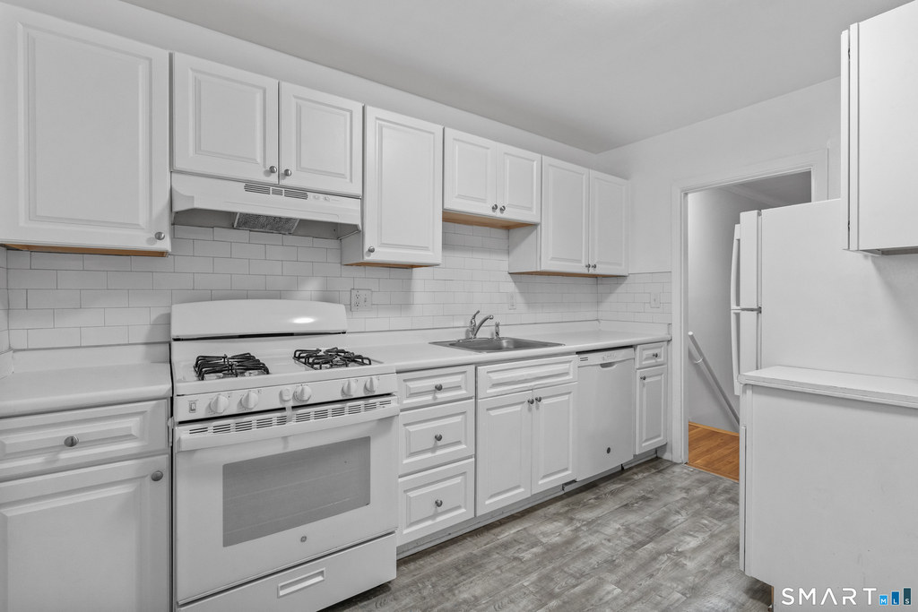 18 Hamilton Court - Photo 4