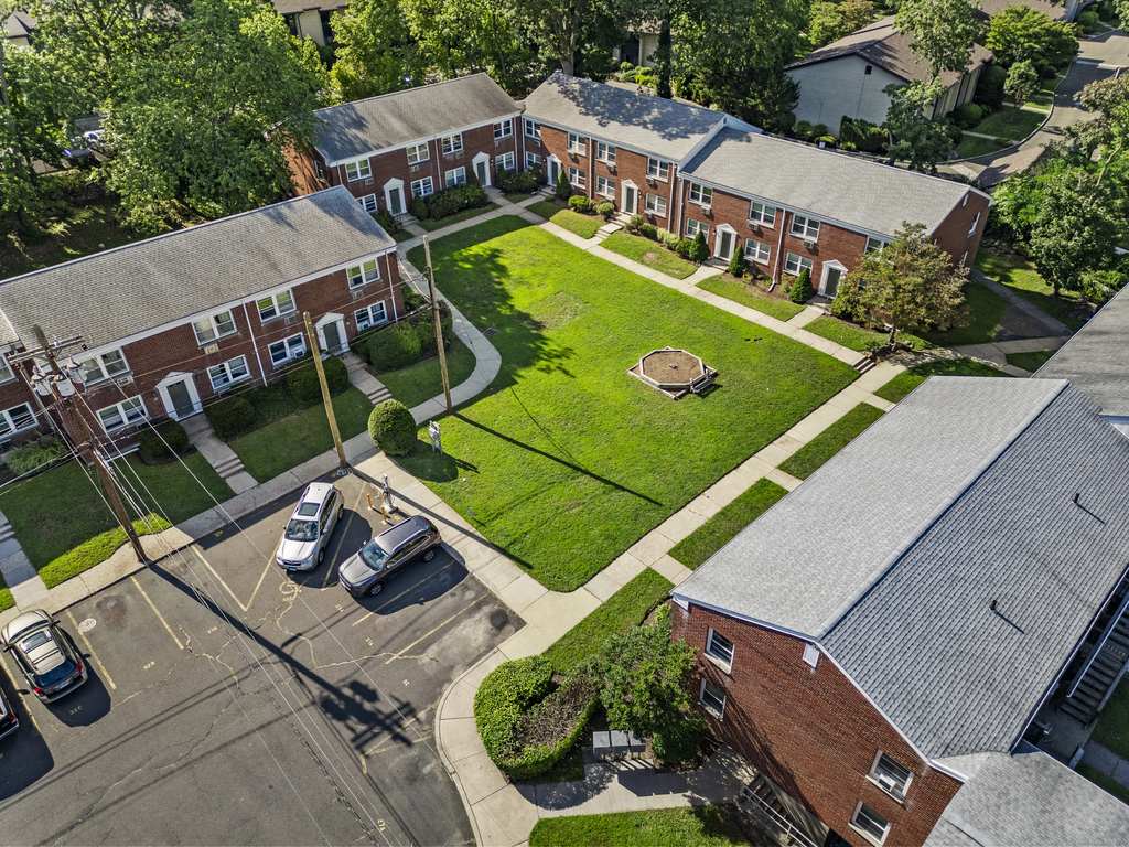 18 Hamilton Court - Photo 27