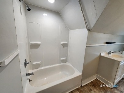 130 Bradley Avenue - Photo 3