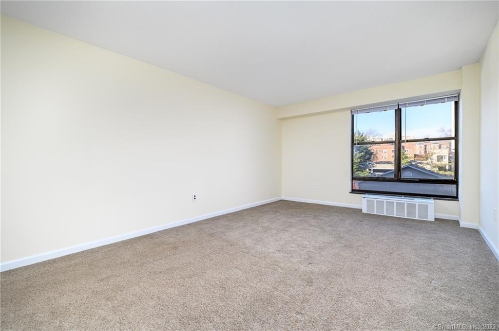 44 Strawberry Hill Avenue - Photo 16