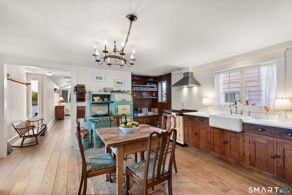 7 Old Mill Road - Photo 6