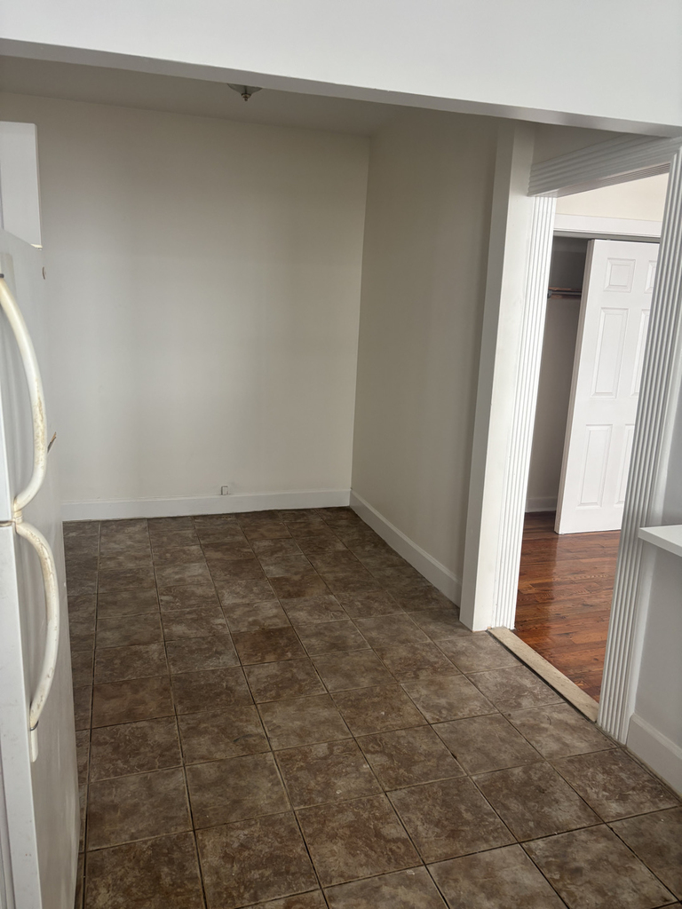 364 Legion Street - Photo 2