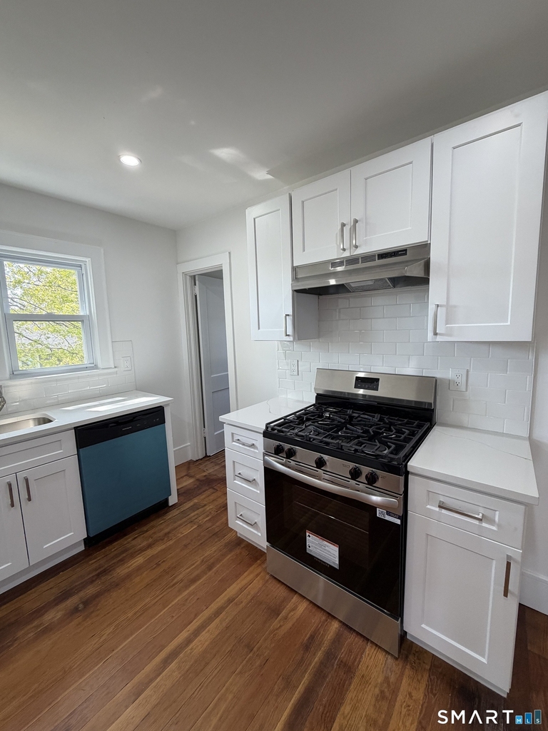 234 Savoy Street - Photo 2