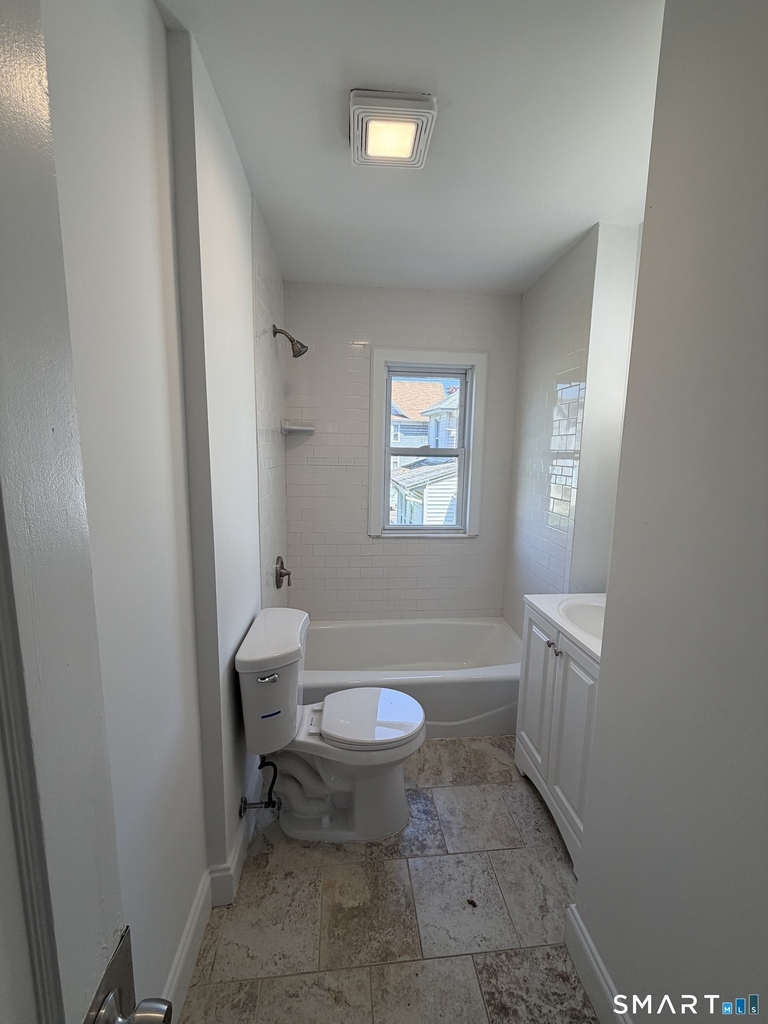 234 Savoy Street - Photo 9