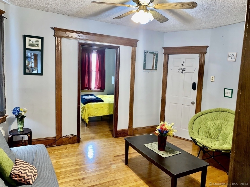 49-51 Brownell Avenue - Photo 8