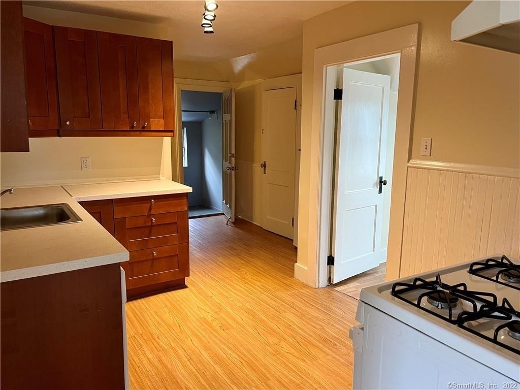 87 Kneen Street - Photo 4