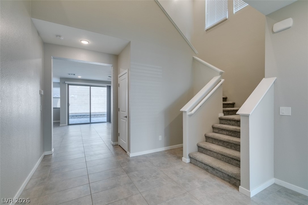 520 Founders Creek Avenue - Photo 3