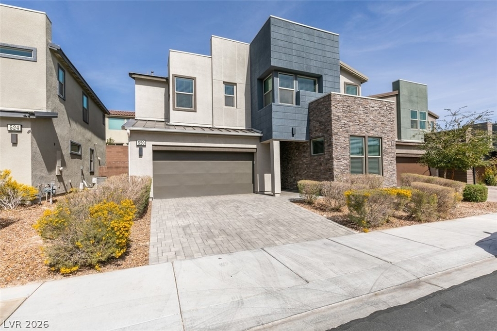 520 Founders Creek Avenue - Photo 1