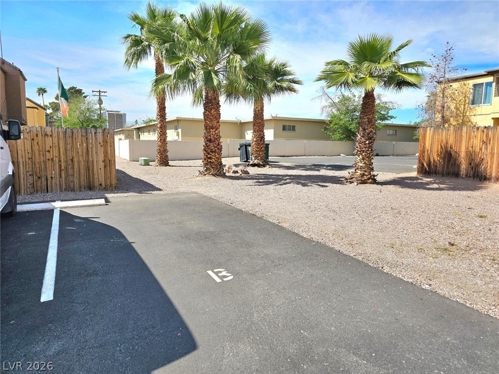1460 Hialeah Drive - Photo 18