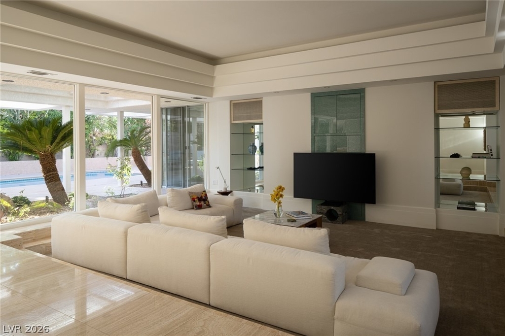 208 Desert View Street - Photo 5