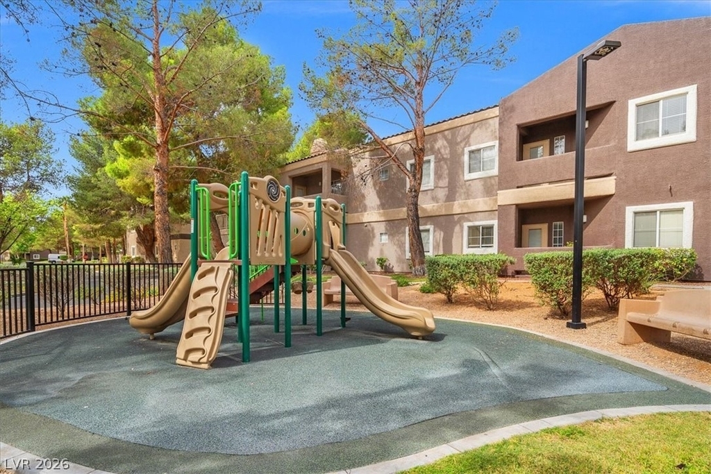 5250 S Rainbow Boulevard - Photo 18