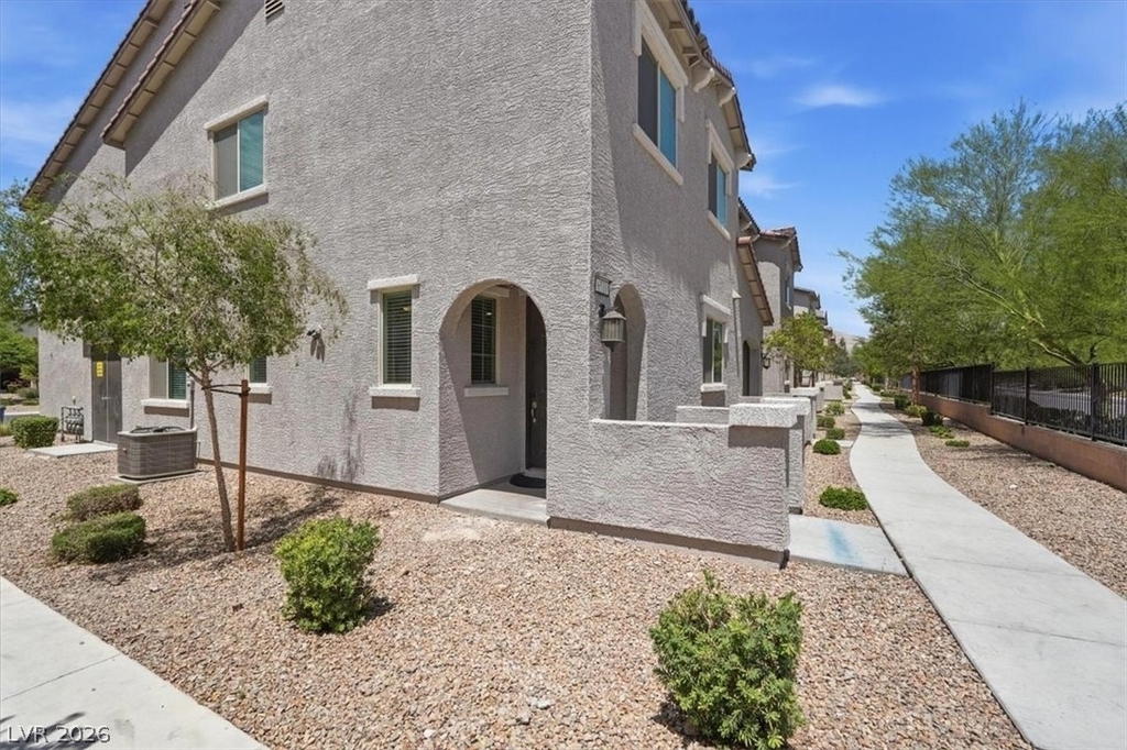 6510 Silver Estates Street - Photo 2