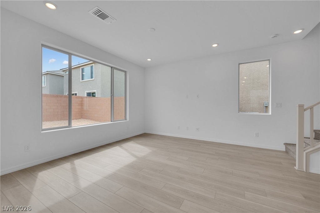5925 Obsidian Sky Avenue - Photo 8
