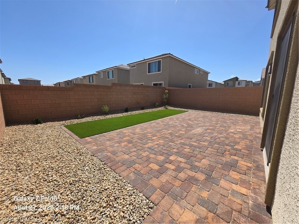 5925 Obsidian Sky Avenue - Photo 0