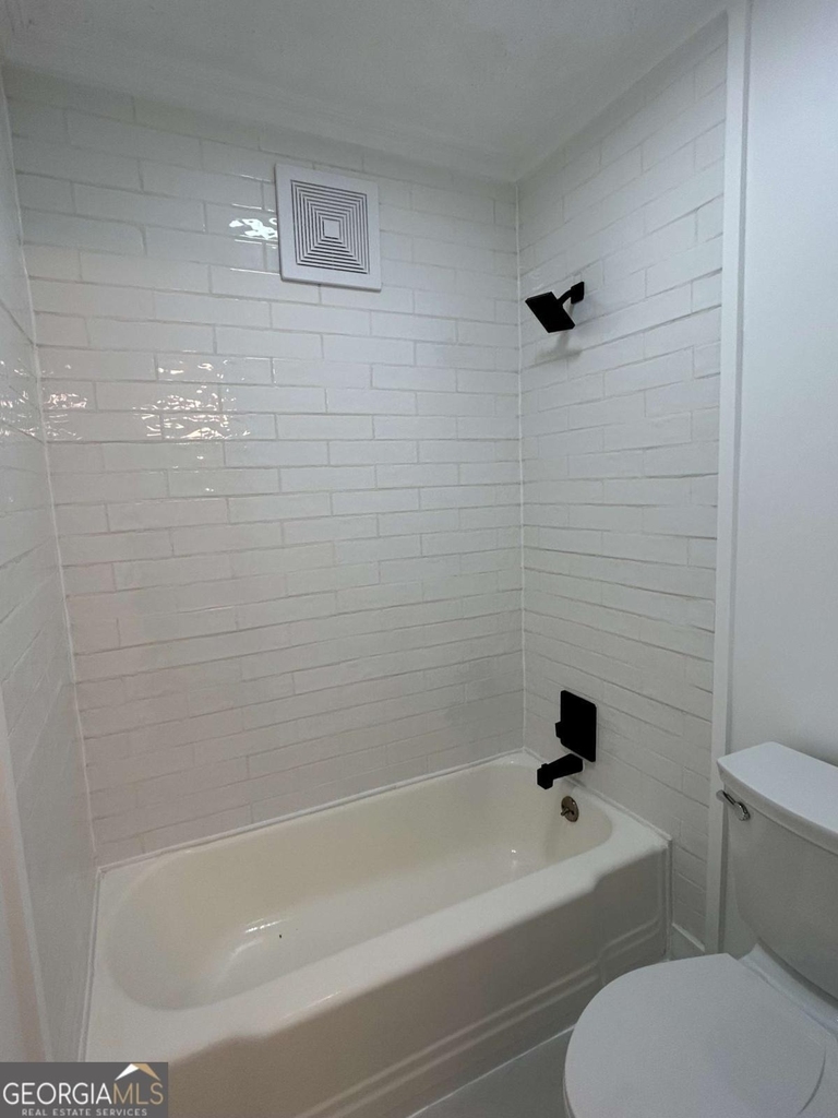1822 N Rock Springs - Photo 11