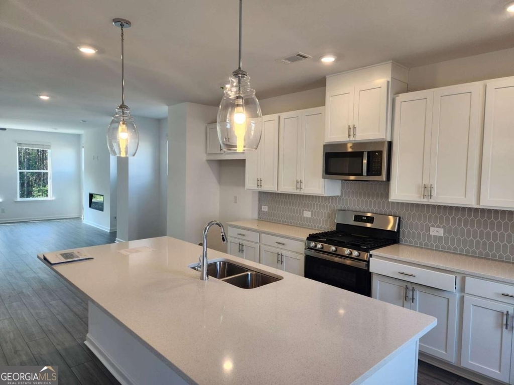 101 Holt Lane - Photo 10