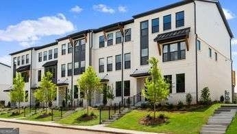 101 Holt Lane - Photo 1