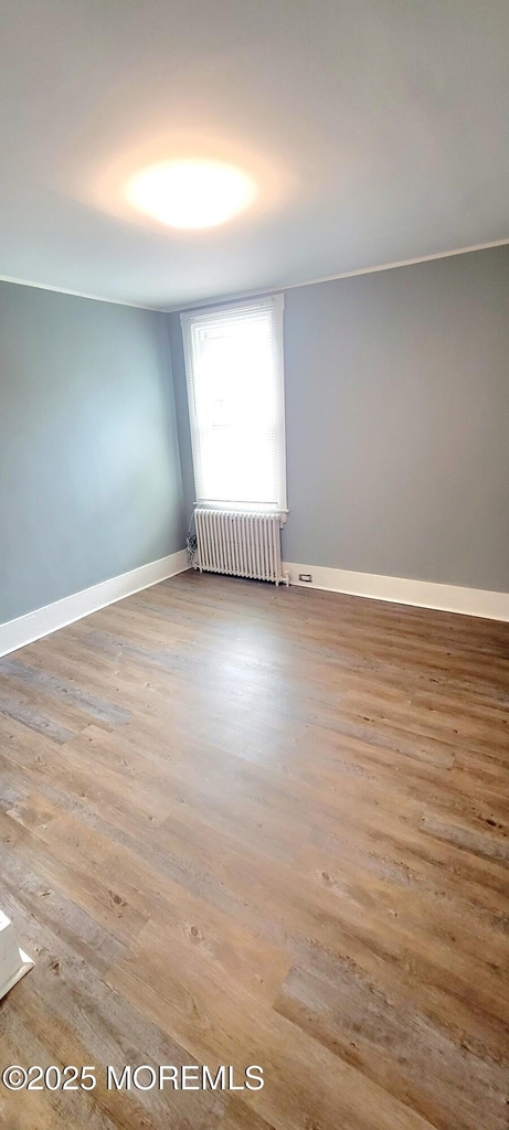 2402 Auburn Terrace - Photo 3