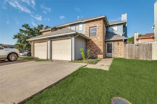 2617 Isbella Drive - Photo 0