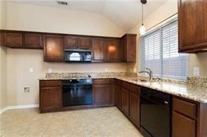 4249 Pinewood Drive - Photo 11